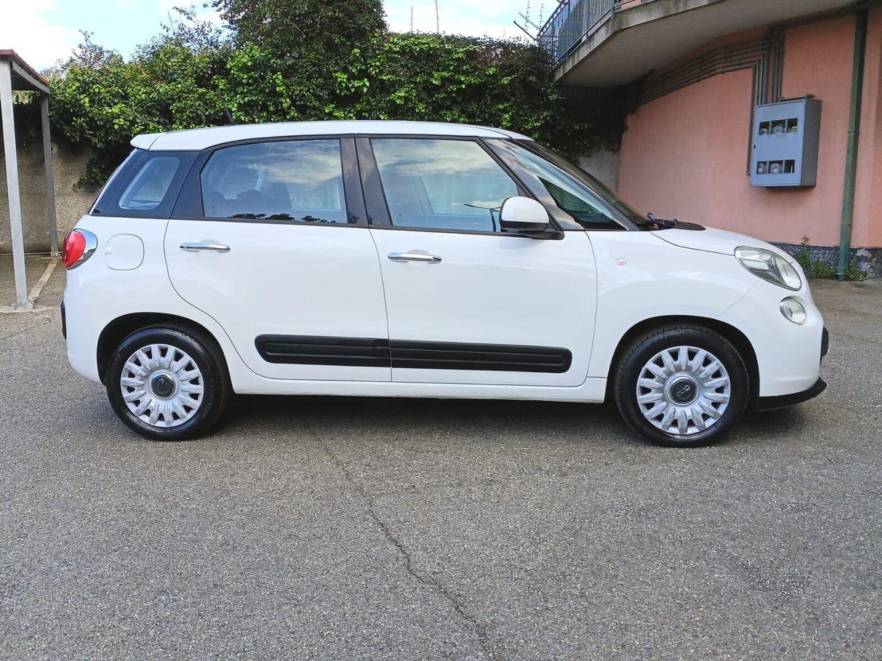 Fiat 500L, 2013