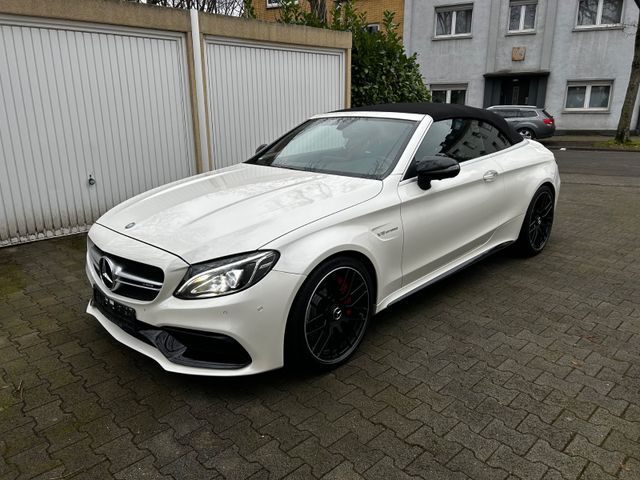 Mercedes-Benz C 63 AMG Mercedes-AMG C 63 S Autom. Cabriolet