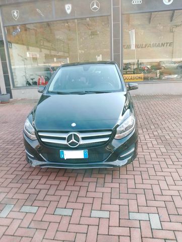 Mercedes-Benz Mercedes-benz B 180 B 180 d Automatic Premium