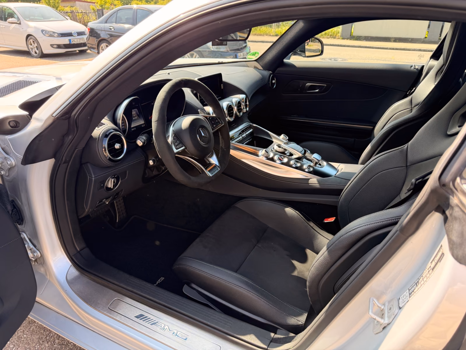 Mercedes-Benz AMG GT S 4.0 V8 *SCHALENSITZE/PDC/SHZ/DEUTSCH