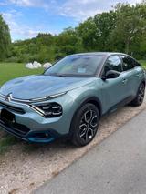 Citroën C4 e Shine, Winterpaket/Panorama/Inspektion Neu - blaue Citroën ë-C4