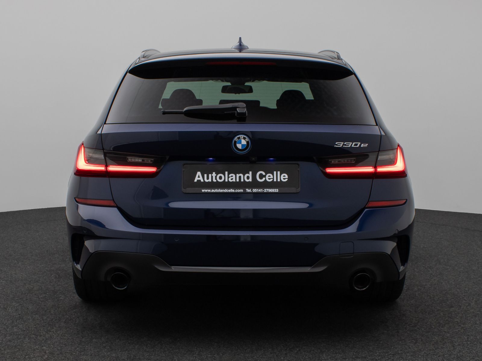 Fahrzeugabbildung BMW 330e  M Sport Laser Kamera HUD DAB HiFi Komfort