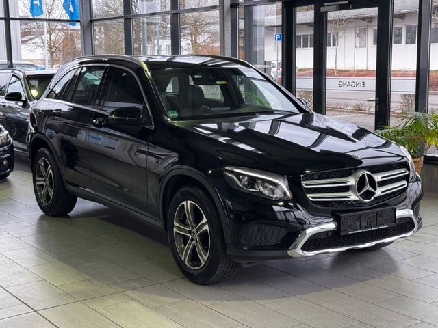 Mercedes-Benz GLC 250 4Matic AMG-Line *CAM*SHZ*AHK*BSD*2.Hand