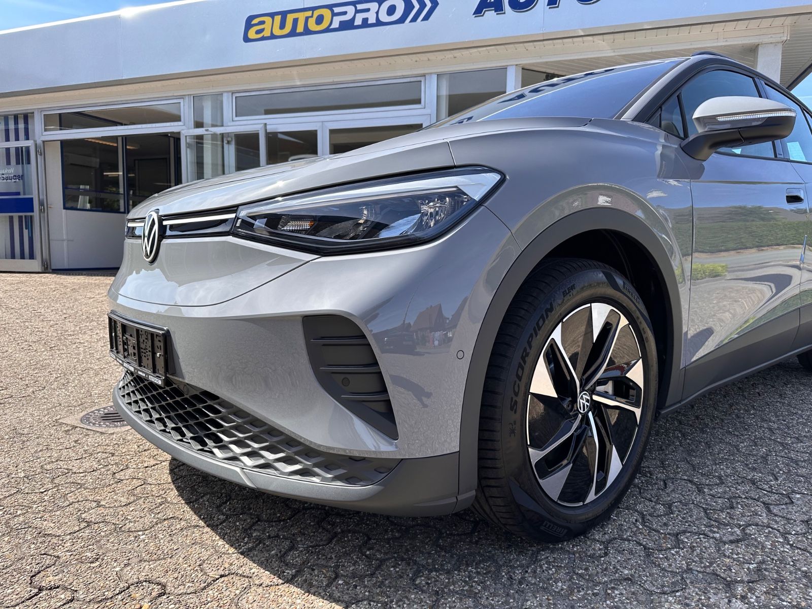 Fahrzeugabbildung Volkswagen ID.4 Pro 82 kWh APP/ACC/NAVI/SHZG/RFK