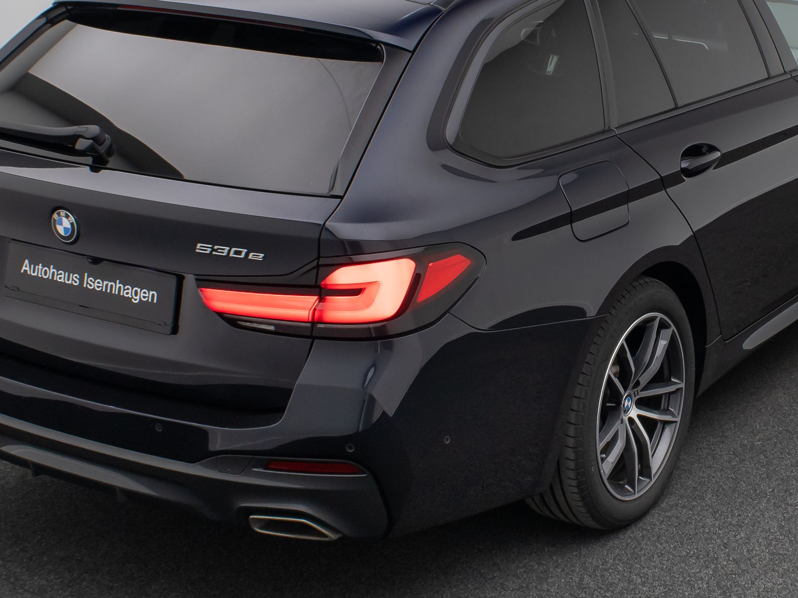 Fahrzeugabbildung BMW 530e xD M Sport DAB Kamera Alarm 4*Klima Leder