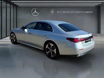 Mercedes E 220 - 9