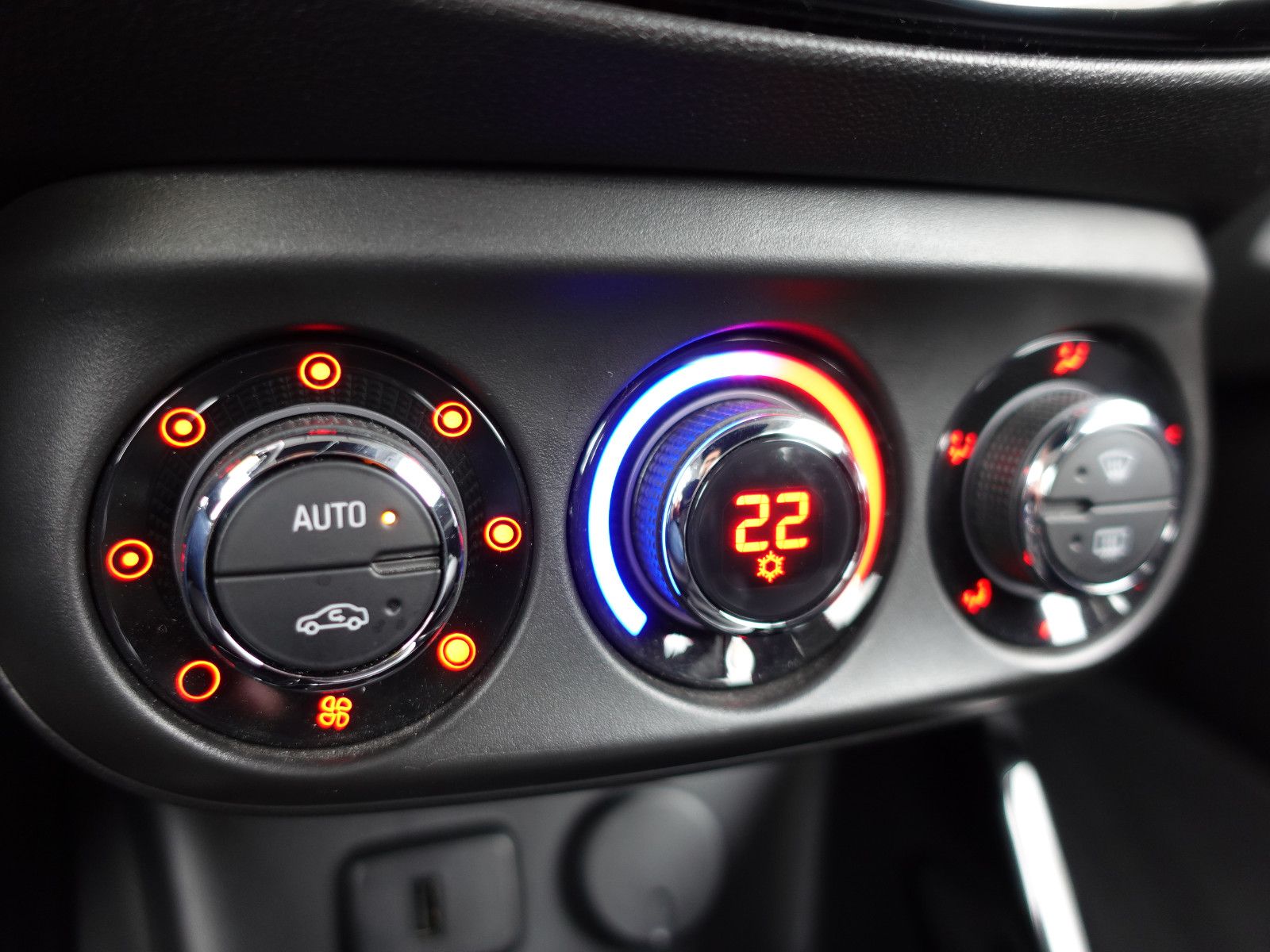 Fahrzeugabbildung Opel ADAM openAIR 120Jahre 1.4 NAVI,PDC,SHZ,Allwetter