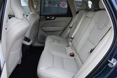 Fahrzeugabbildung Volvo XC60 B5 D AWD Autom. Ultimate Dark*STDHZG*ACC