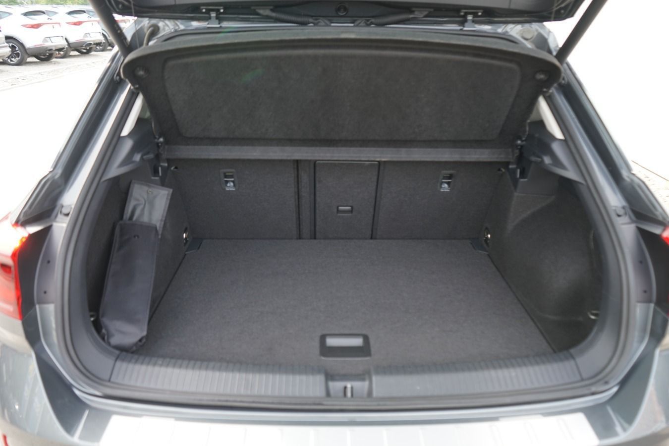 Volkswagen T-Roc 1.5 TSI Style AHK Park Assist LED-Matrix foto 5