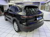 Porsche Cayenne OPF (EU 6d-T) - Porsche Cayenne mit Benzin-Antrieb: Geländewagen