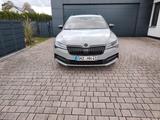 Skoda Superb 2.0 TDI SCR 140kW DSG SPORTLINE COMBI AHK - Skoda Superb: 140