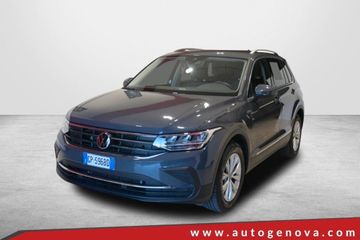 Volkswagen Tiguan - 1