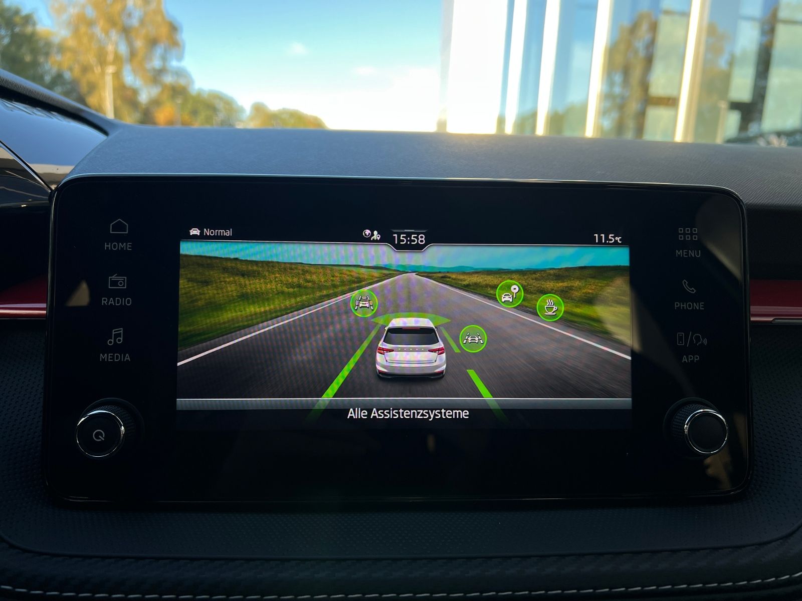 Fahrzeugabbildung SKODA Fabia Monte Carlo 1.0 TSI DSG *LED, SmartLink, K