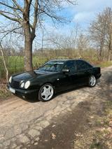 Mercedes-Benz Mercedes Benz  w210 e 420 Avantgarde - Mercedes-Benz E 420 mit Benzin-Antrieb