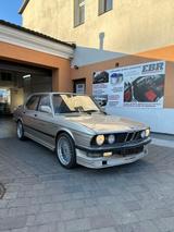 BMW 524TDA E28 - BMW 524: 524td