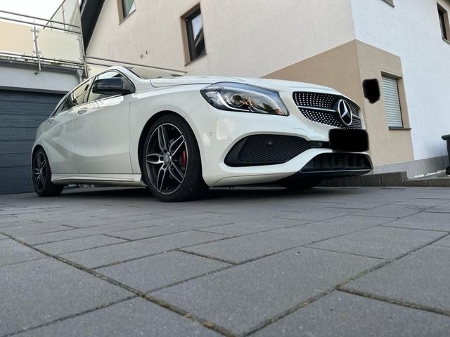 MERCEDES-BENZ Mercedes A200d AMG Line