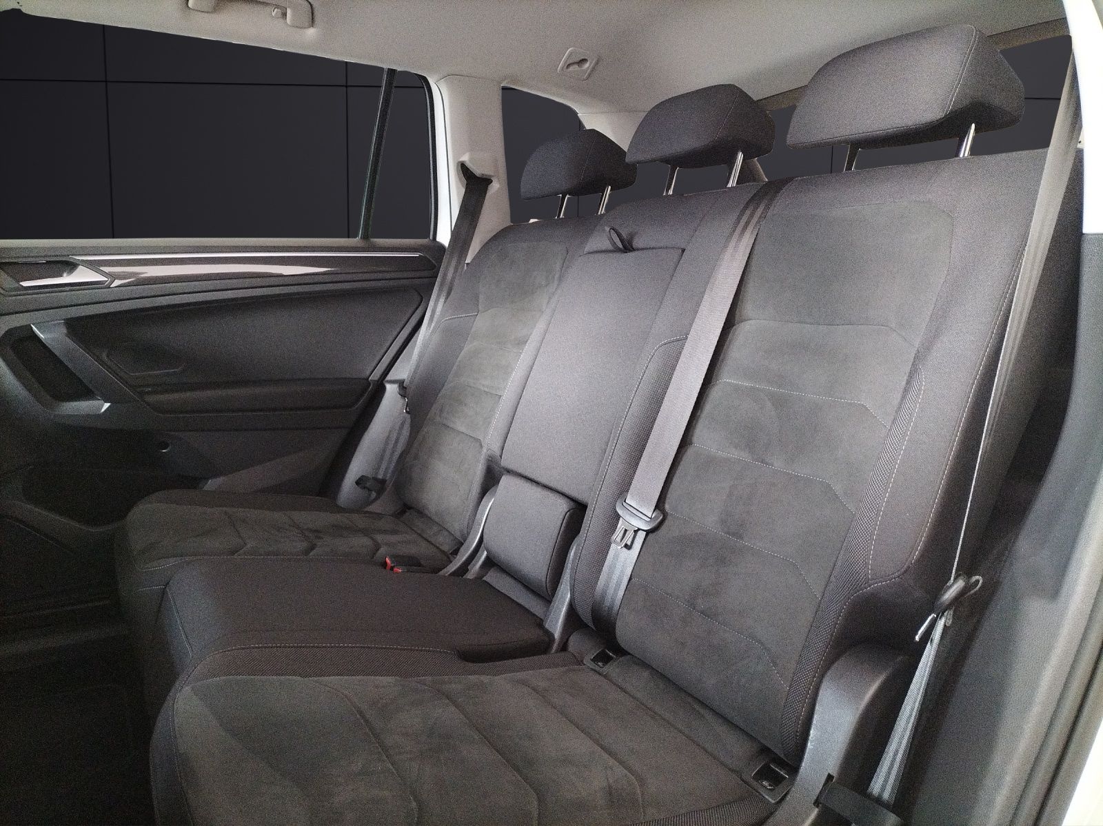 Fahrzeugabbildung Volkswagen Tiguan Allspace Highline 4M TDI DSG LED ACC AHK