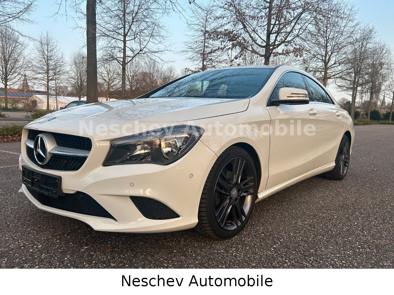 Mercedes-Benz CLA 180 Urban Coupe Leder/PTS/18"/2.Hd. 1A Zust.