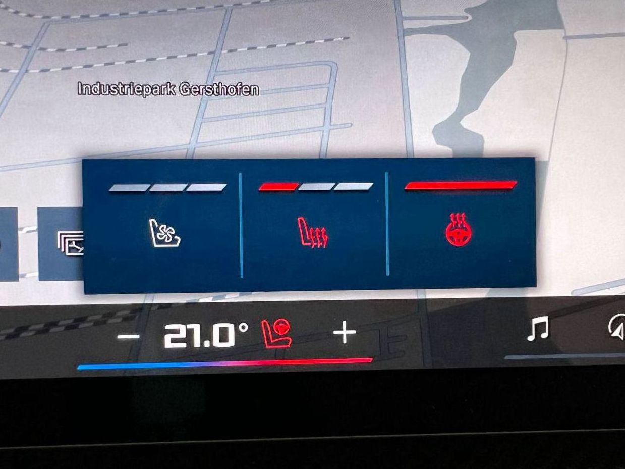 Fahrzeugabbildung BMW M4 Comp. Cabrio xDrive Carb. Int., UltimatePack