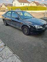 Ford Mondeo 1.8 92 kW Ambiente Ambiente - Ford Mondeo aus 2000