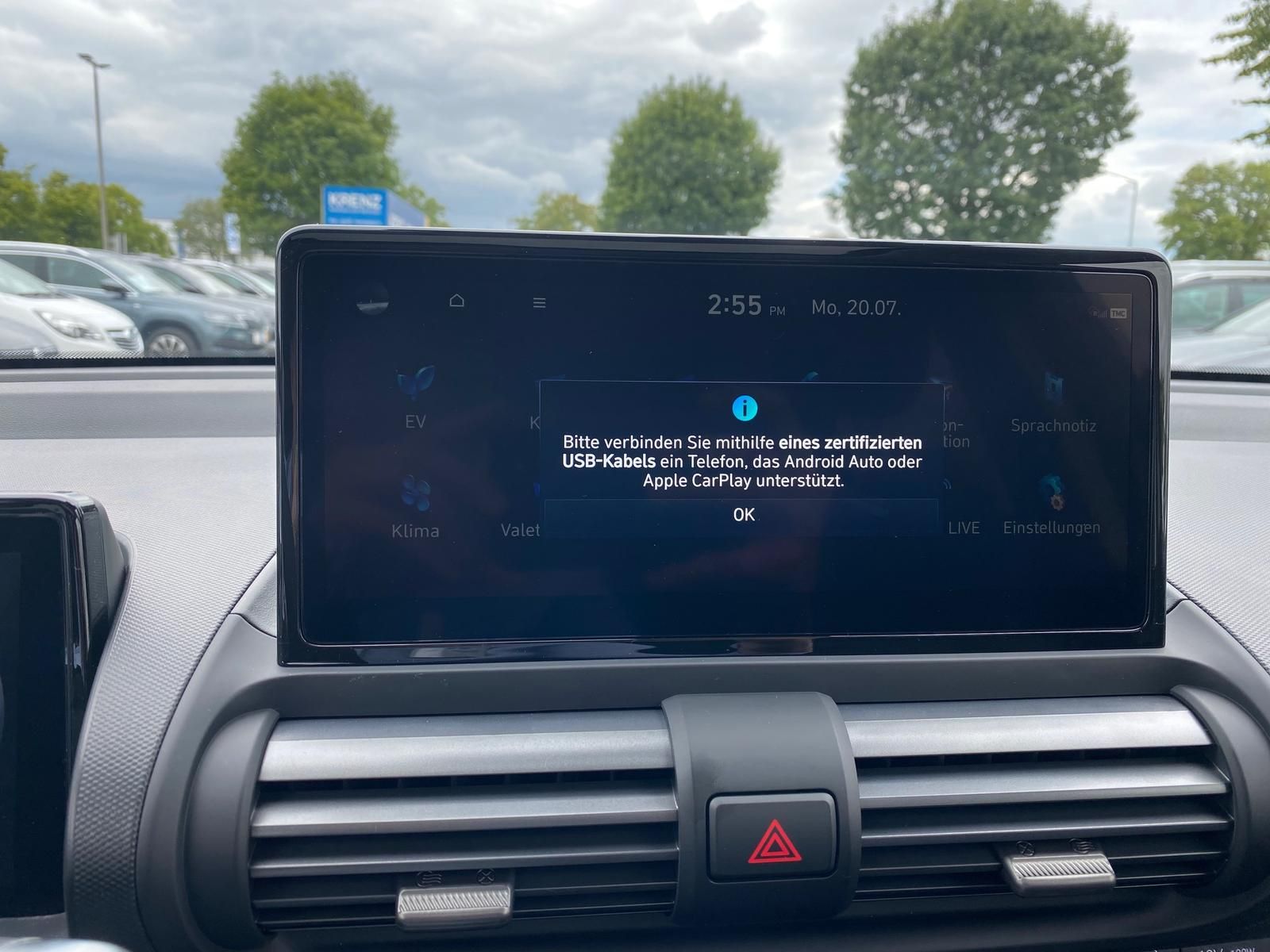 Fahrzeugabbildung Hyundai INSTER Elektro 85 kW APP+KLIMA+ACC+KAMERA+17"Alu