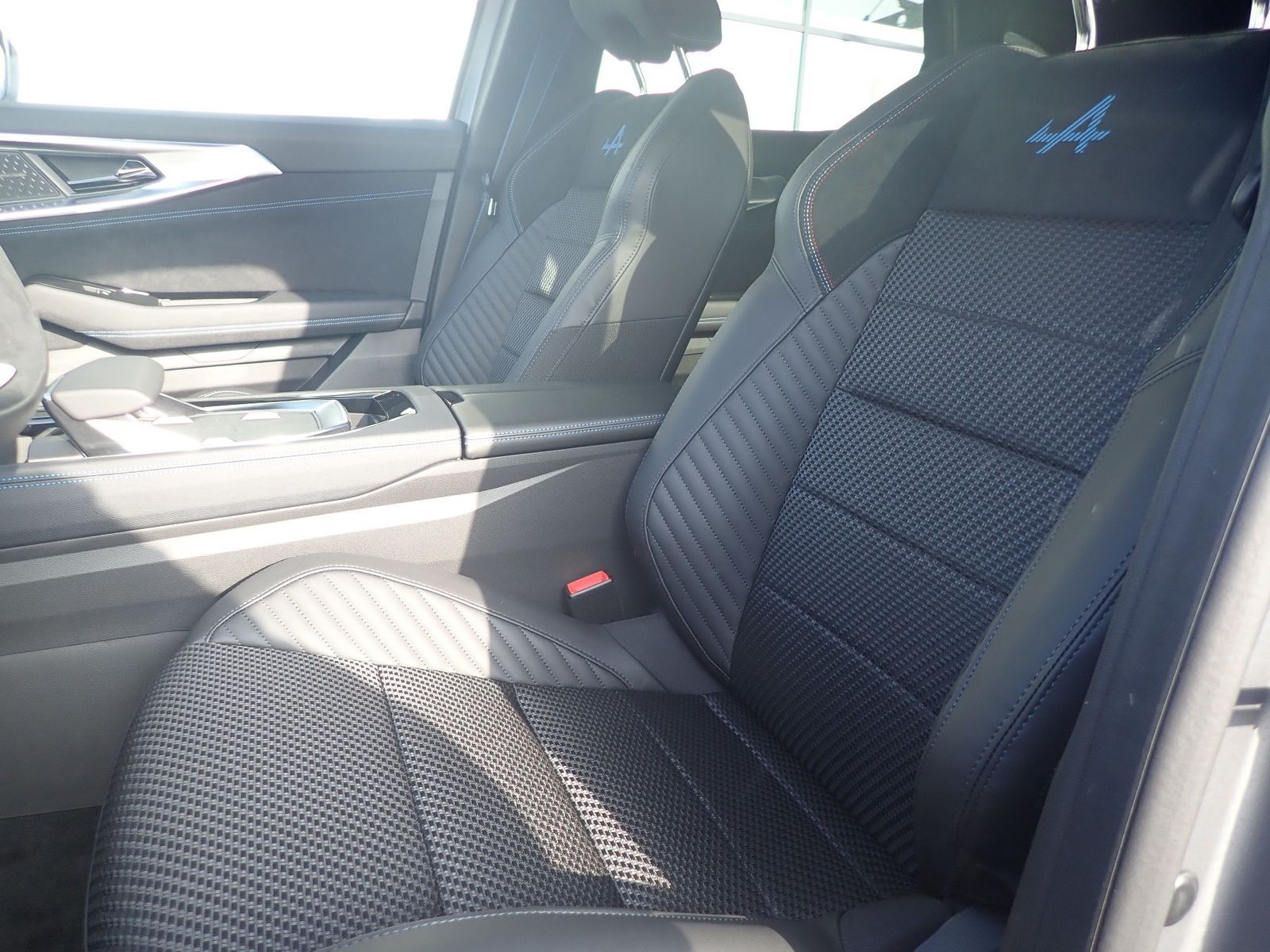 Fahrzeugabbildung Renault Austral Esprit Alpine Mild Hybrid 150 Automatik