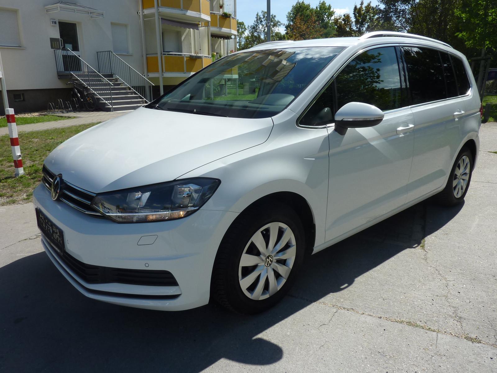 Volkswagen Touran Comfortline 1.5 TSI DSG ACC AHK