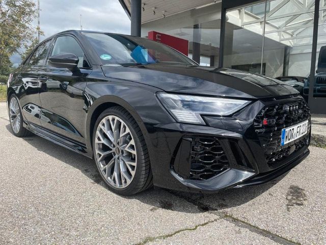 Audi RS3 Limo/Pano/Matrix/RS-Sportabgasanl./B&O