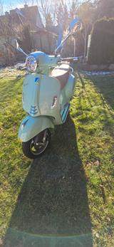 Vespa GTS 300 - VESPA 300
