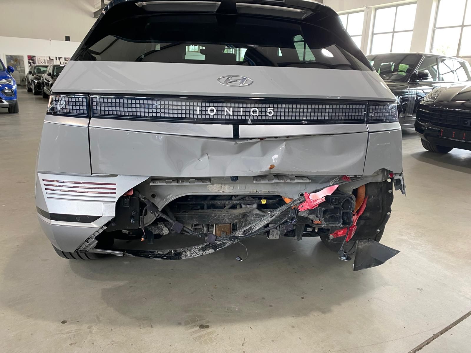 Fahrzeugabbildung Hyundai IONIQ 5 Uniq/Leder/360/HUD/DIS/77 kw/h