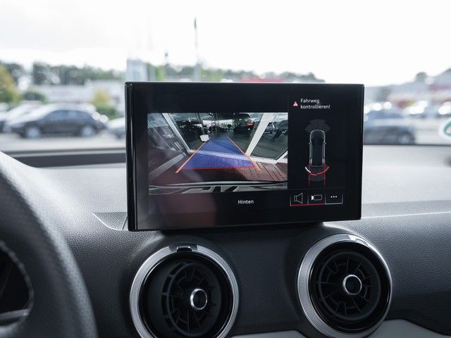 Q2 35 TFSI S line RFK+NAVI+MATRIX