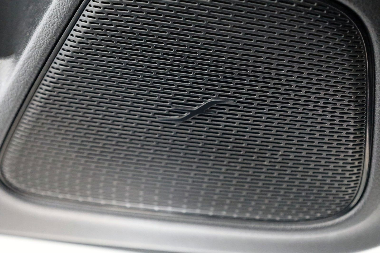 Fahrzeugabbildung Mercedes-Benz GLA 200, AMG-line, T.Leder,Navi,LED,SH,Kamera