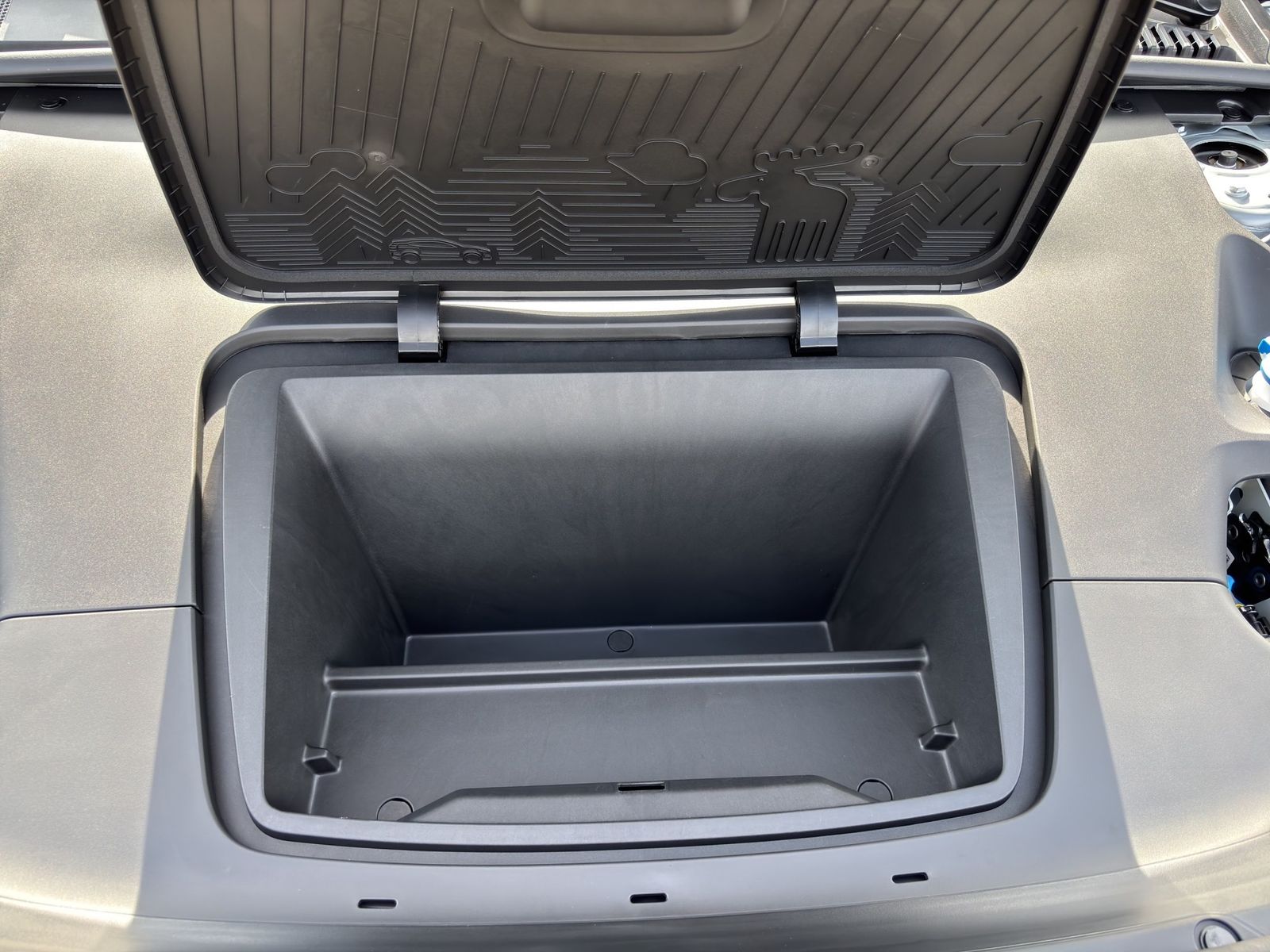 Volvo EX30 - Bild 22