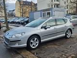 Peugeot 407 Prémium 160 - Peugeot 407 Premium mit Benzin-Antrieb