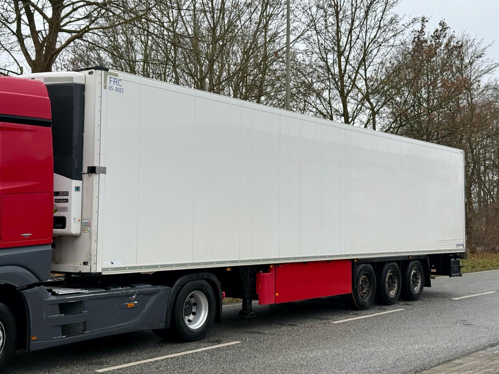 Schmitz Cargobull SKO24/Thermoking/SLXe 300 Whisper/Lift/SAF/HU+SP