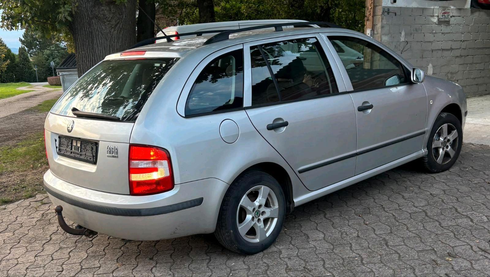 Skoda Fabia 2005 — interior