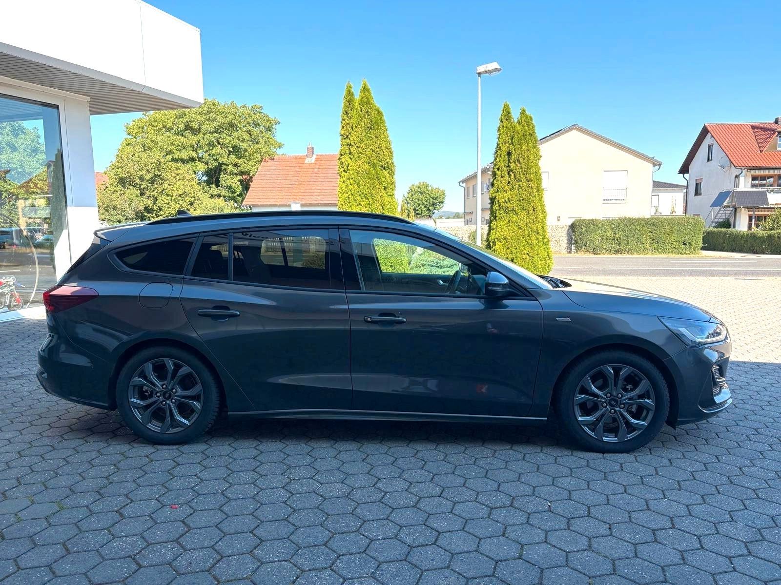 Ford Focus St-Line 1.5 Turnier ABSTEMP. KAMERA NAVI imagem 3