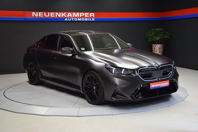 BMW M5 ACC HuD 360° B&W drivers package