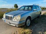 Mercedes-Benz Gepflegter S210 290 TD Zugpferd und Camper... - Mercedes-Benz 290