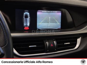 Alfa-Romeo Stelvio - 12