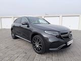 Mercedes-Benz EQC 400 4Matic / 2. Hand / Ceramicversiegelung - graue Mercedes-Benz EQC