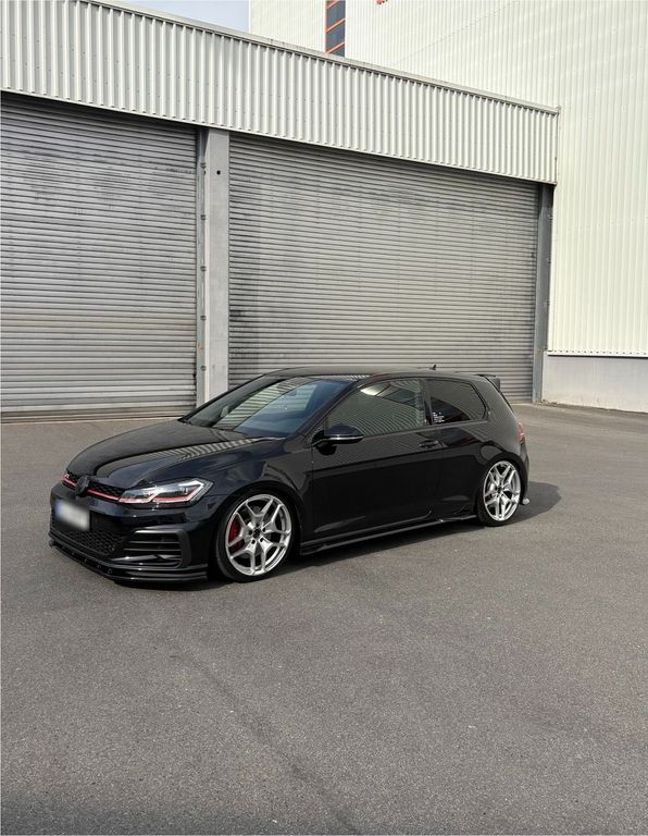 Image of Volkswagen Golf
