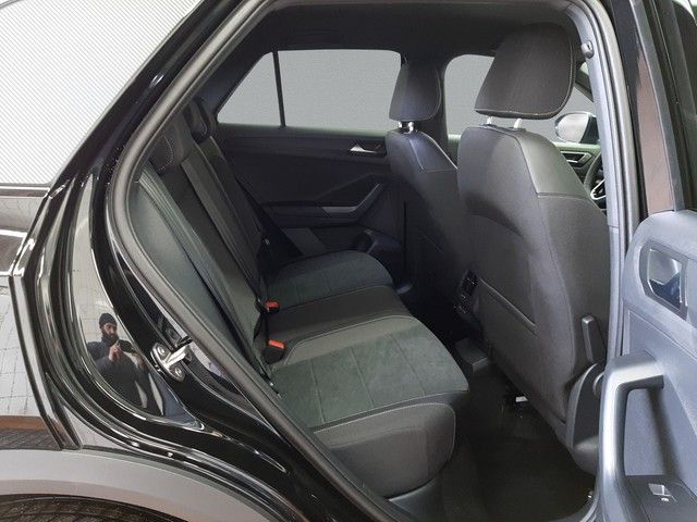 Fahrzeugabbildung Volkswagen T-Roc Black Style 2.0TDI DSG AHK Matrix Massage