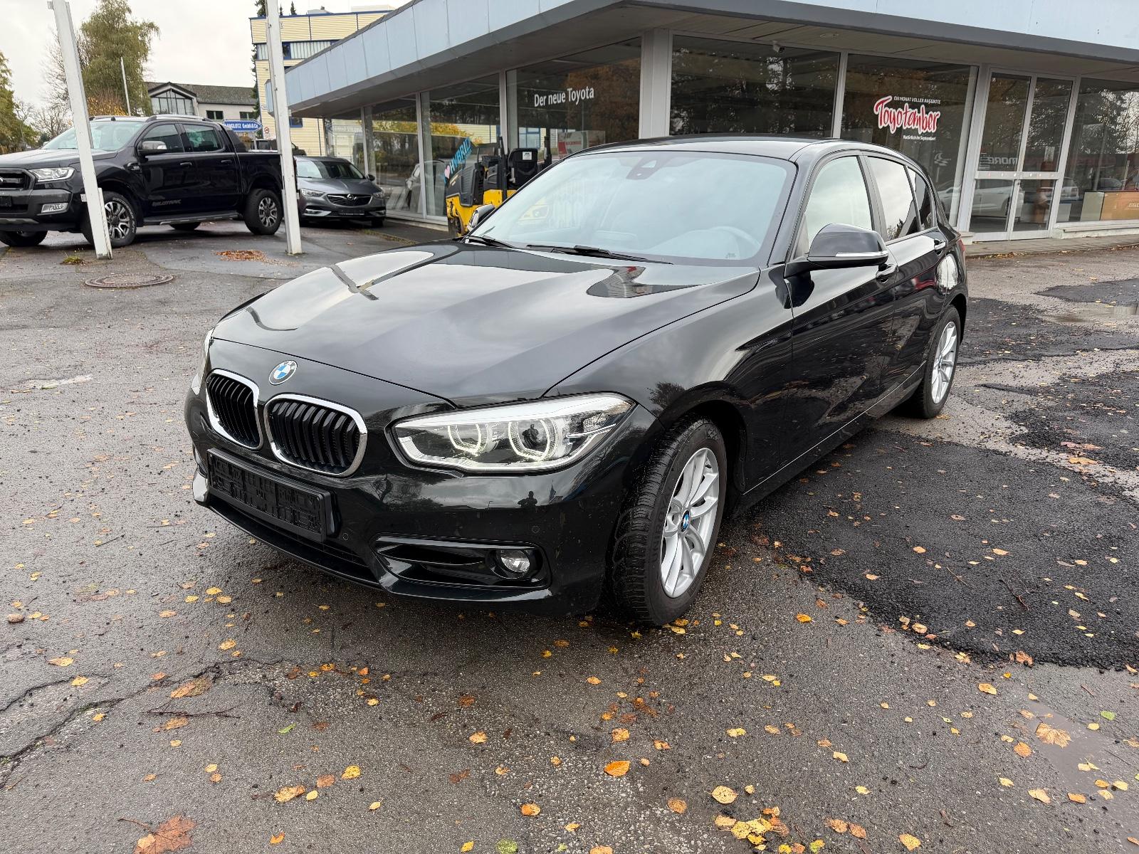 BMW 118 i Sport Line//LED,Leder,Automatik