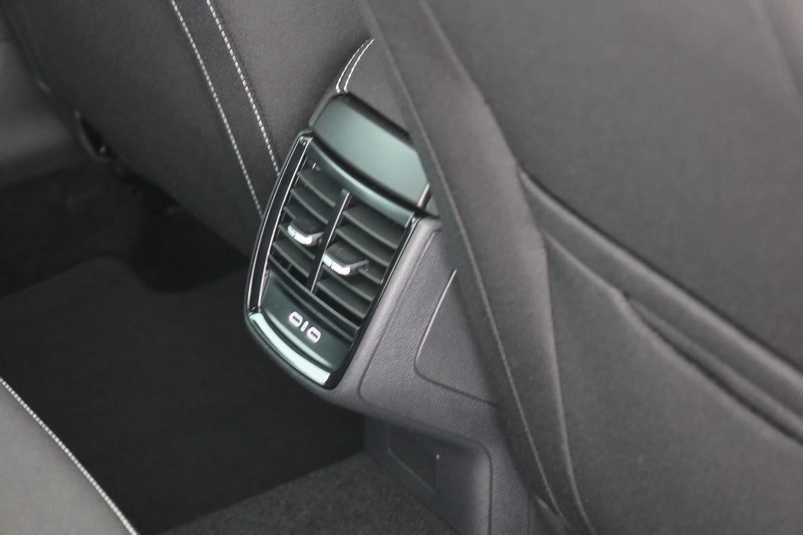 Skoda Kamiq Monte Carlo 1.5 TSI DSG LED Kamera AHK