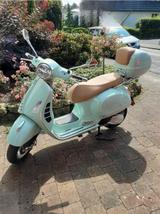 Vespa GTS 300 ie HPE mint grün mit Top Case - VESPA GTS 300 HPE