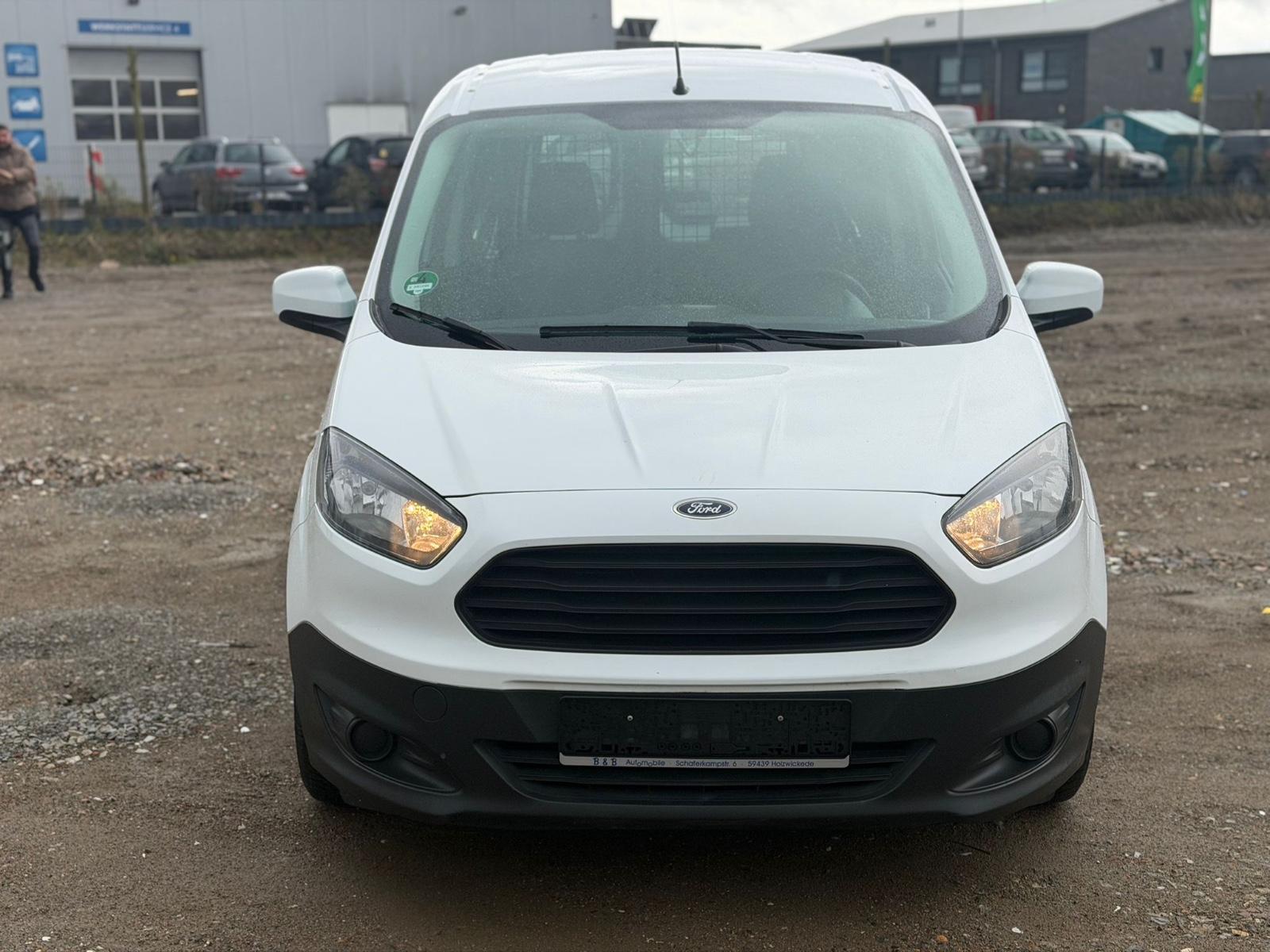Ford Transit Courier Basis