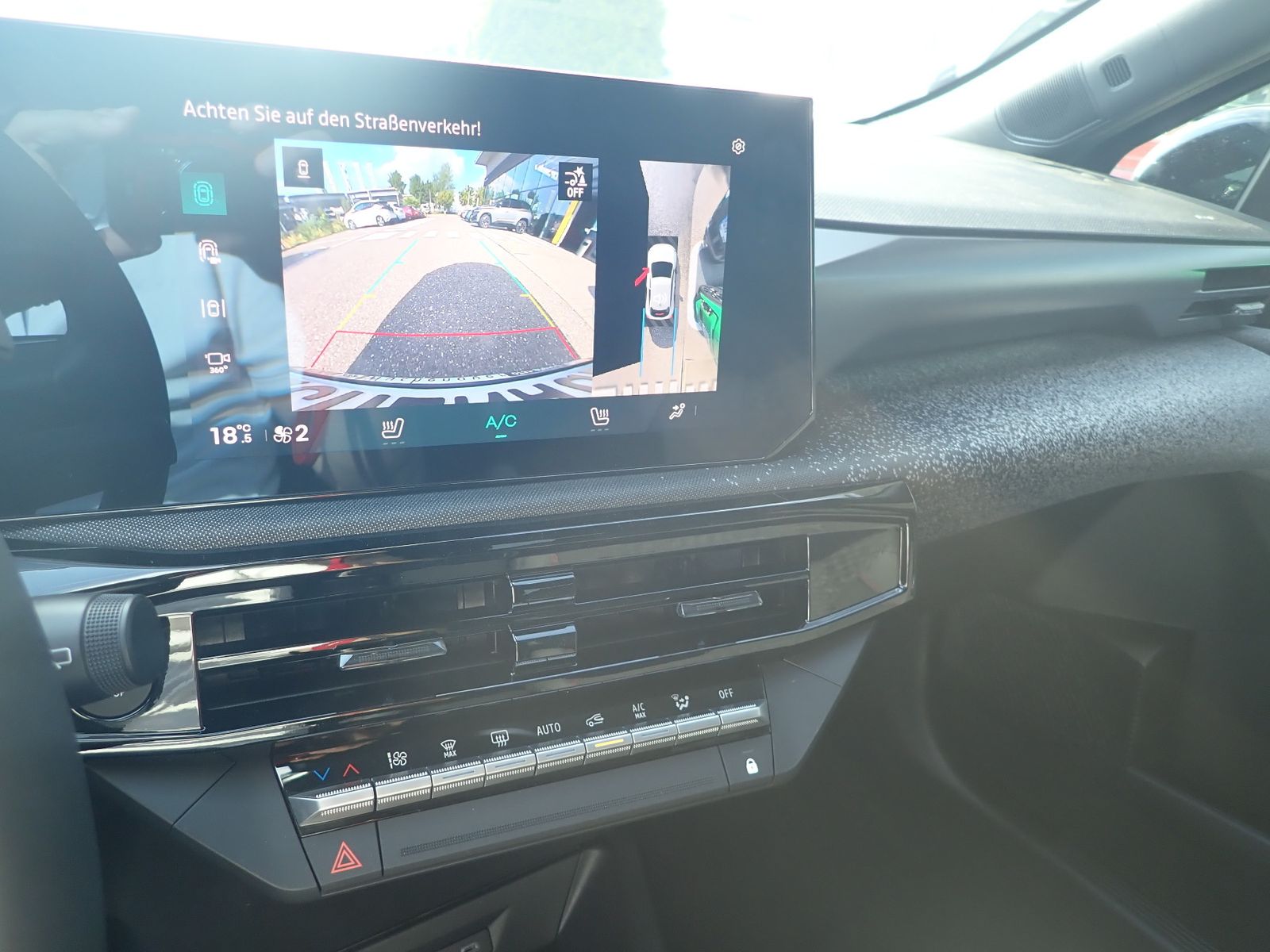 Fahrzeugabbildung Renault Clio Techno Full Hybrid E-Tech 160