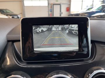 Mercedes-Benz B 180 *Kamera*Klima*Unfallfrei*