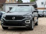 Volkswagen T-Roc Sport 2.0  4Motion Pano LED - VW T-Roc Gebrauchtwagen in Berlin